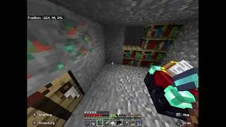 Playing on my solo world in bedrock come join!