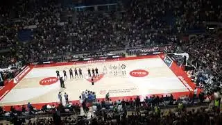 Naglasavanje himne evro lige. Zvezda barsa
