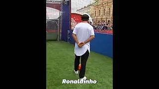 Players vs Robot Goalkeeper + Messi 🥶