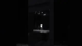 Парень танцует красивый танец 🤯✨💫 