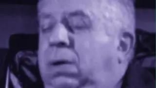 Eugenio Montale dice "Pascoli" ma è lo startup del GameCube