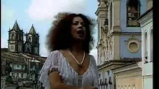 Clara Nunes - Ijexá com Filhos de Gandhi na Bahia
