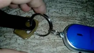 Обзор брелок который отзывается на свист