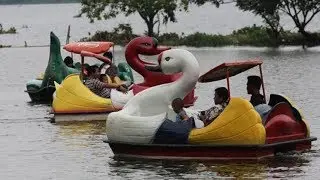 SYAKILA MAIN SEPEDA AIR BEBEK ASYIKK BANGET 