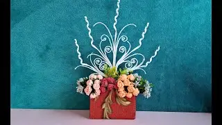 O decoratiune ușor de facut cu hartie și tapet