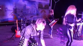 Группа ЛЕДИ (Юля Шереметьева) - Снежный мальчик на Дне города (Липецкая область) 2017