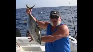 Fishing Yellowfin Tuna ! Wide Open ! The Reel Brothers Presents