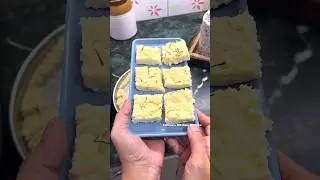 सिर्फ 3 चीज़ों से 10 मिनट में बनाएँ कलाकंद बर्फी | instant kalakand recipe #shorts #rakshabandhan