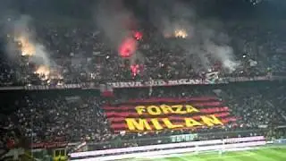 MILAN-INTER 3-0 LA CURVA SUD ILLUMINA SAN SIRO