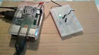 Green LED blinking automatically. LED blinking. [RPi 3B+]