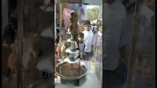 Yummy Chocolate Fountain 
