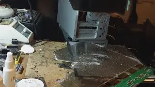 Rozbor rozsekaného LCD monitoru