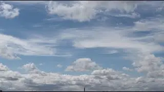 Movement of Clouds in the blue sky (Timelapse) / Футаж  Движение Облаков в голубом небе (Таймлапс)