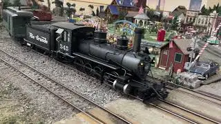 Bachmann F Scale C-19 with AMS Passenger Cars