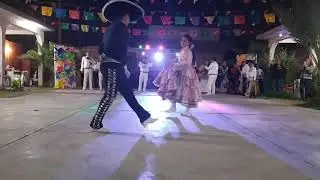 Jarabe Tapatio Dulces 16 Alma Janis Ramirez