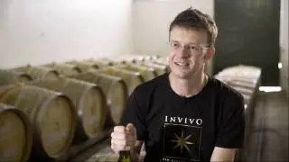 The Wine, The Artist & Niue