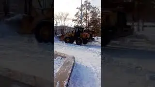 Работа нас боится.