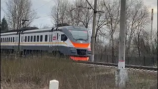 Электропоезд ЭП2Д-0089 «Переезд Родовой Герб» пл.Захарово до Белорусского вокзала. 17.04.2023.