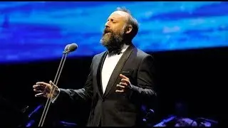 Halit Ergenç ....singing ''İnsan İnsan''.... 5.33' minutes!!!!!!!! 15/1/2018