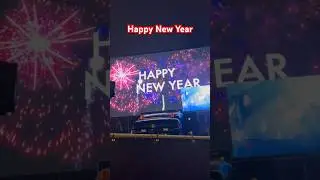 😍 ऐसे सेलिब्रेट करते है न्यू ईयर विदेश में #shorts #viral #trending #newyear #2024 #entertainment