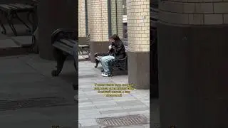 Зиз ис э хэппи хаус 