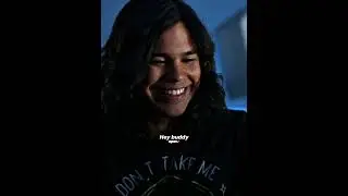 Team Flash fails to help Barry 🥶 #shorts