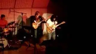 Tery Lemanis - Ain't No Sunshine (guitar solo)