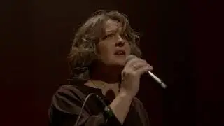 Célina Ramsauer - Quelque chose qui nous lie