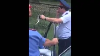 Армянский гаишник - "Выебу я его"