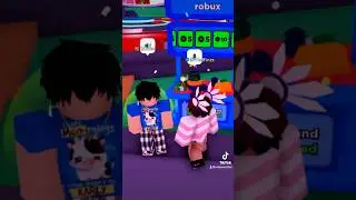 Boys Vs Girls..😳😱 #roblox #freerobuxplsdonate #robloxfyp