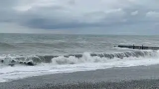 21.11.2023. Погода в Сочи в ноябре. Смотри на Чёрное море каждый день.
