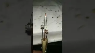 Самодельный паяльник с рукоятью из бедренной кости индюка.