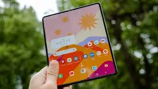 Обычные смартфоны в мусорку? Обзор складного флагмана от Samsung