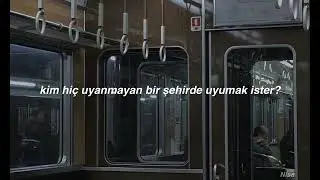 Arctic Monkeys - Old Yellow Bricks | Türkçe Çeviri