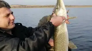 Тренировка и трофейная щука у новичка)