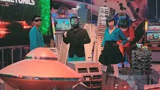 Satellite Young - New World Banzai / 新世界Banzai  (Official Video Collaboration with Lu Yang)