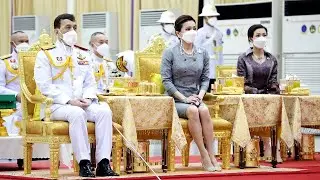 ในหลวง-พระราชินี พระราชทานพระบรมราชวโรกาสให้พระสงฆ์ และคณะบุคคลเฝ้าฯ 24 กย.2021