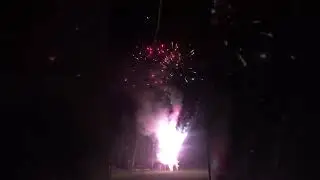 Салют на закрытие лагеря