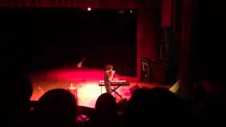 Bo Burnham 2012 Left Brain Right Brain (alternative lyrics)