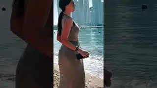 шикарная блондинка 🍑