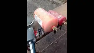 компрессор из холодильника и огнетушителя
