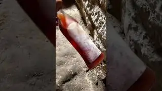 Что я нашел в заброшенной деревне. Дегустировать ? 