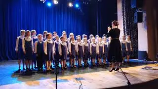 Неополитанская песенка. Хор "Пионер"