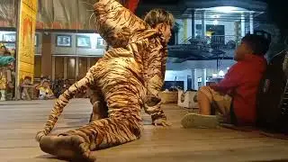 anak kecil ( bocil )  tak takut macan , ular ketoprak Wahyu Budi Utomo