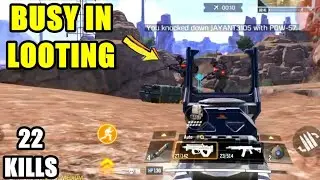 They were busy LOOTING so I RUSHED them in Call of Duty Mobile - COD Mobile Solo vs Squad