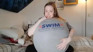 Balloon in my XXL shirt!