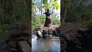 Tante Nova Nessa goyang hot bokong gede
