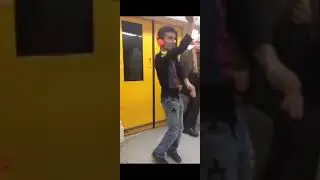Уйинчи йигит