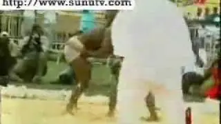 Lutte - papa sow vs bathie seras