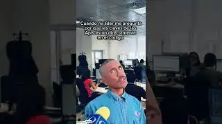 Cuando pones las claves directamente en el código 🧑‍💻 #memesprogramacion #lcode